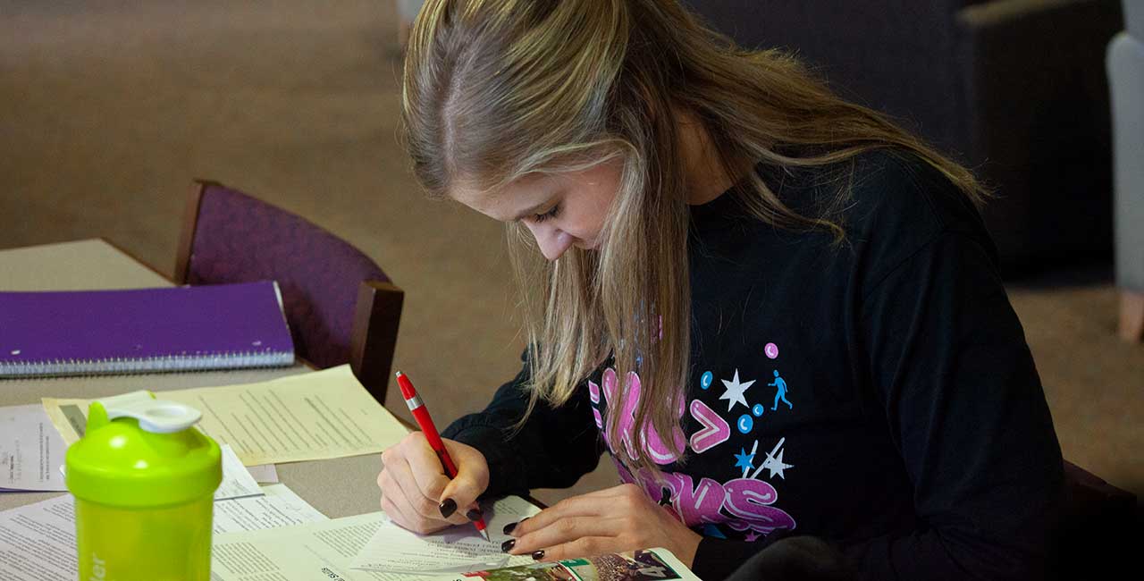 Mid-State student filling out job application