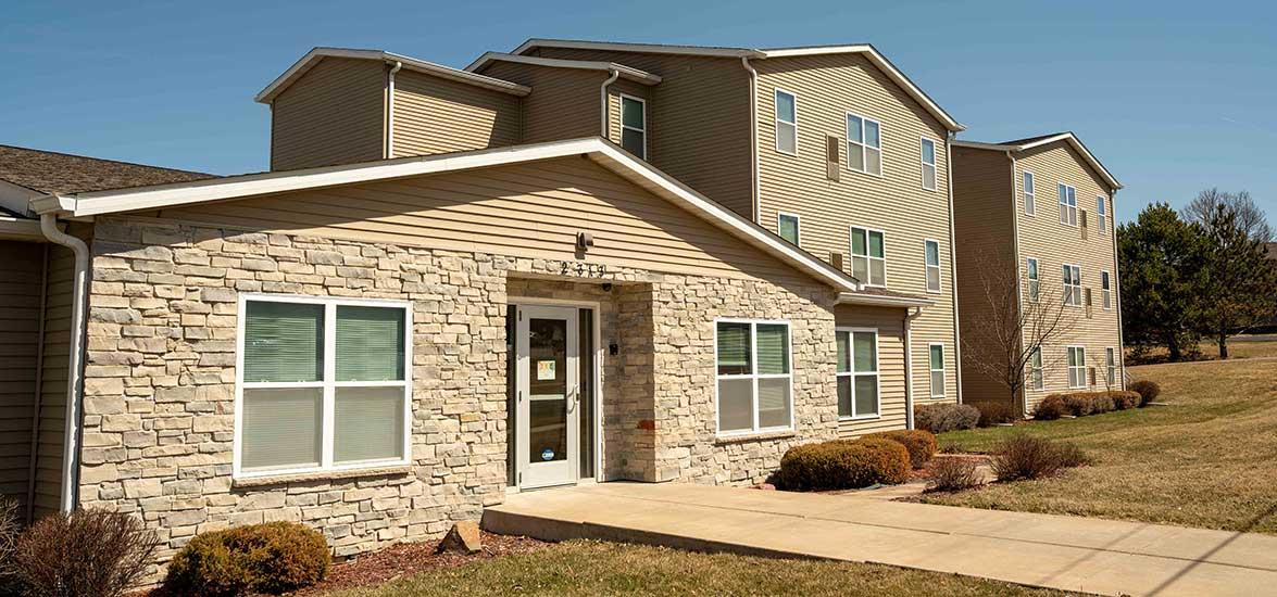The Villas at Marshfield student housing building.