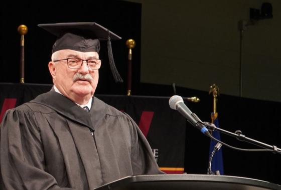 Chet Laskowski speaking at Mid-State’s fall graduation on the Wisconsin Rapids Campus in December 2023.