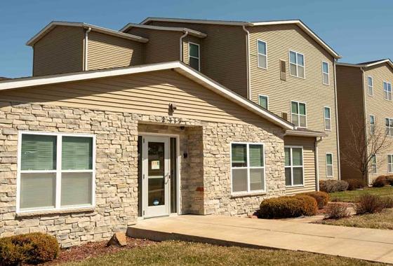The Villas at Marshfield student housing building.